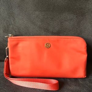 🍋Lululemon Now and Alway Pouch